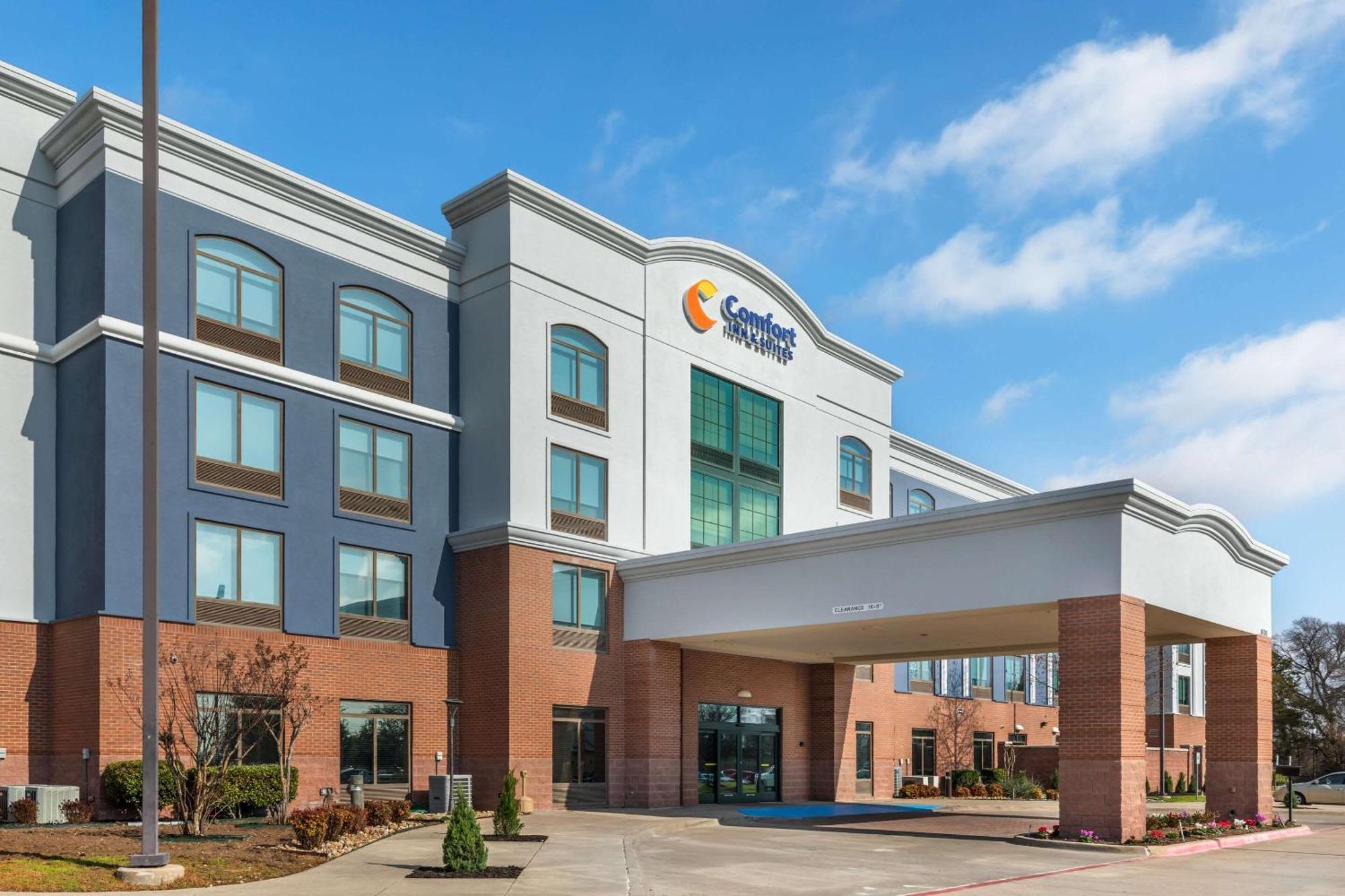 Comfort Inn & Suites Frisco East - Mckinney Exterior photo
